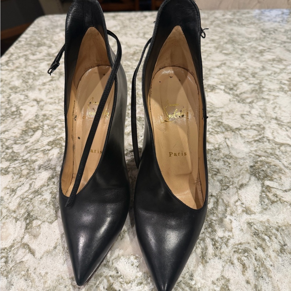 Christian Louboutin Black Leather Mea Culpa Pumps Pointed Toe Size 37.5